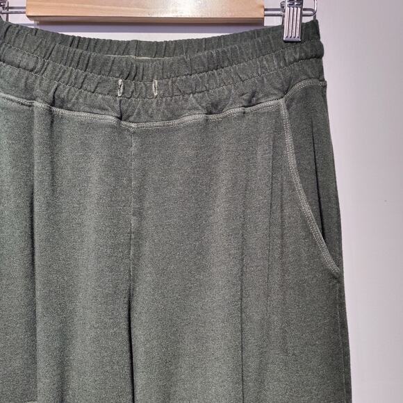 Sundry x Evereve Sz 2 (M) Everyday Jogger Dark Green Cargo Sweat Lounge Pants - Picture 2 of 6